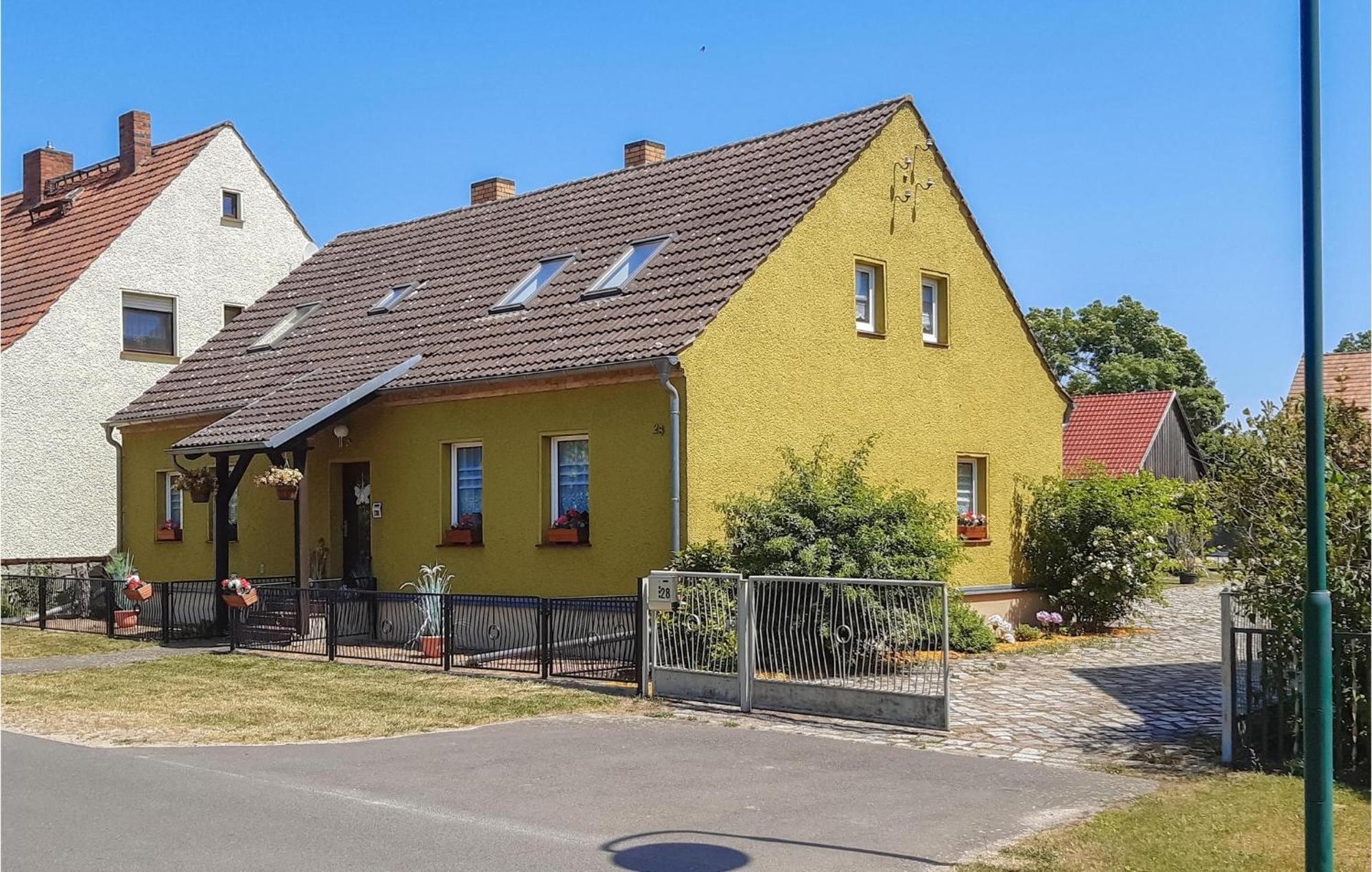 Nice Home In Neu Zauche Ot Caminche With Wifi Caminchen Exteriér fotografie